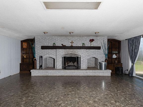 3rd image of 8490 N Township Road 1166