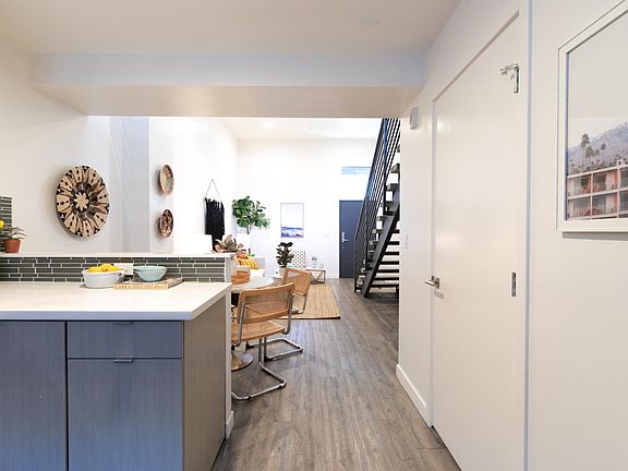 3rd image of 753 Lillian Way APT 3