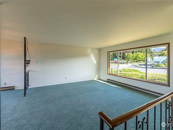5th image of 1359 E Lauridsen Boulevard