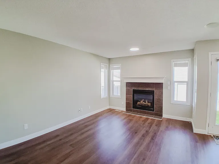 346 Saddlebrook Way NE — Photo 6