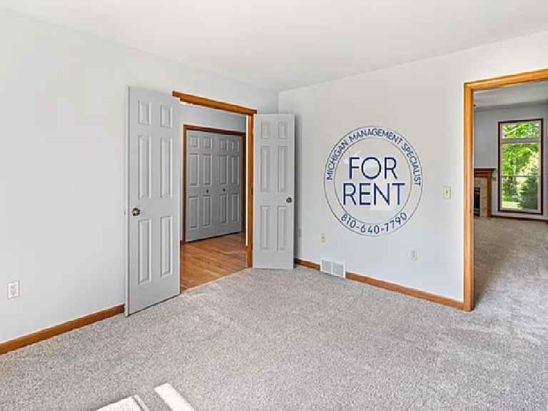 3263 Silverwood Dr — Photo 30