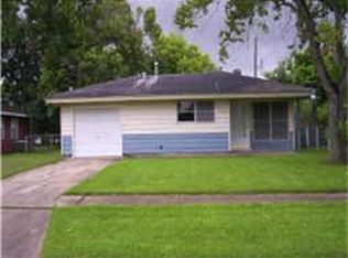 505 Brown Dr, Pasadena, TX 77506