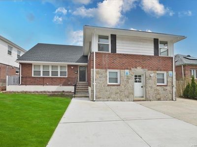 67-39 164th Street, Flushing, NY, 11365