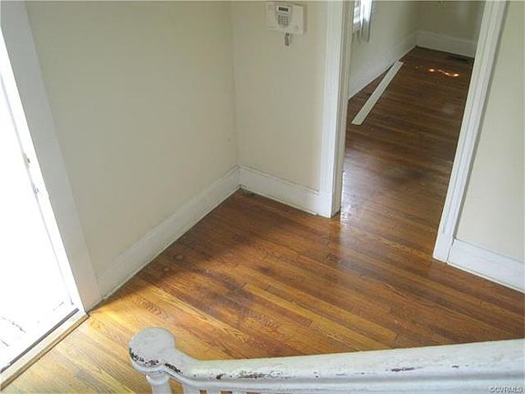 3rd image of 3318 Carolina Ave