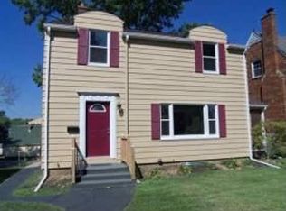 2624 N Howell St, Davenport, IA 52804