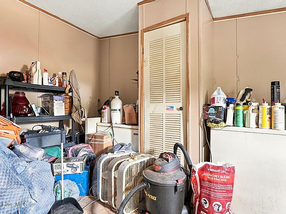 15th image of 146 Birch Drive
