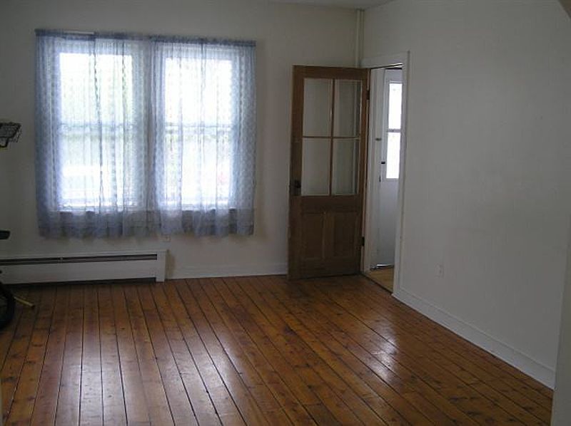 2nd image of 24 3RD Street