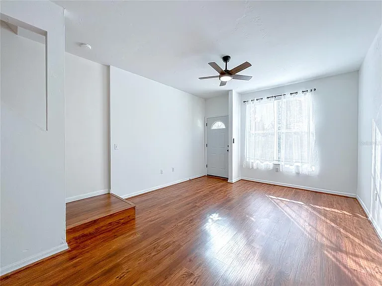 3575 SW 30th Way #119 — Photo 4