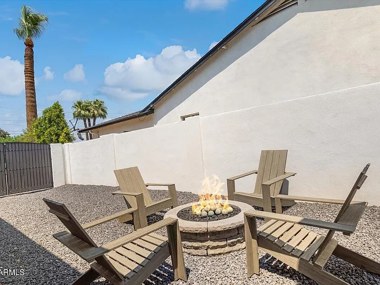 4137 E Earll Dr — Photo 54