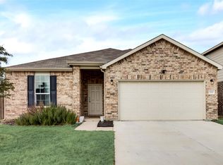 2401 Buelingo Ln, Fort Worth, TX 76131