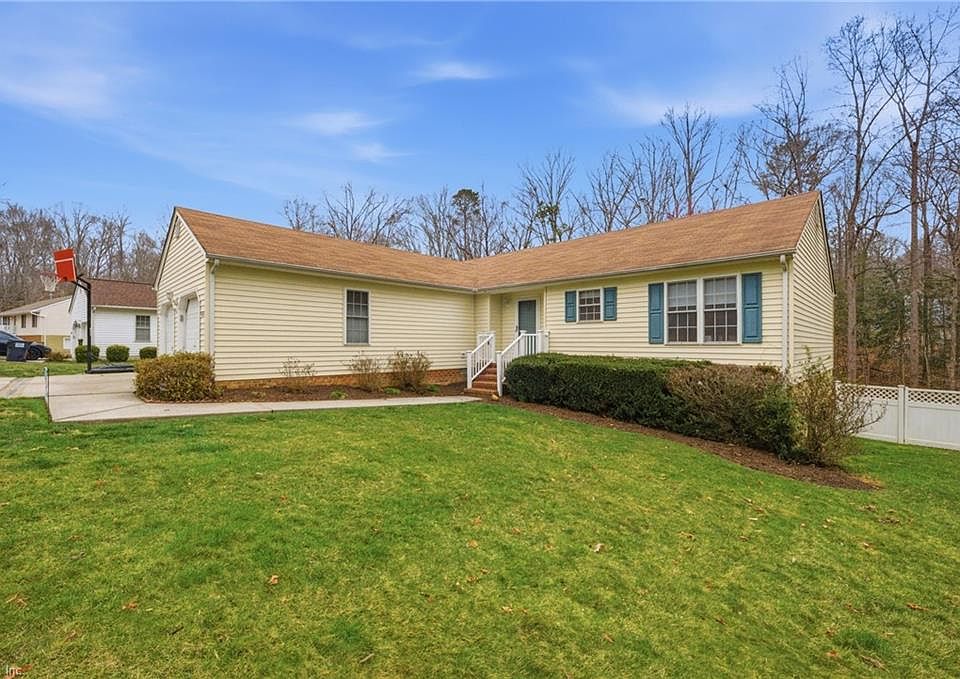 1st image of 4253 Birdella Dr