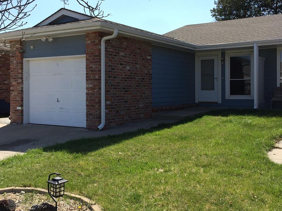1st image of 431 N Coddington Ave