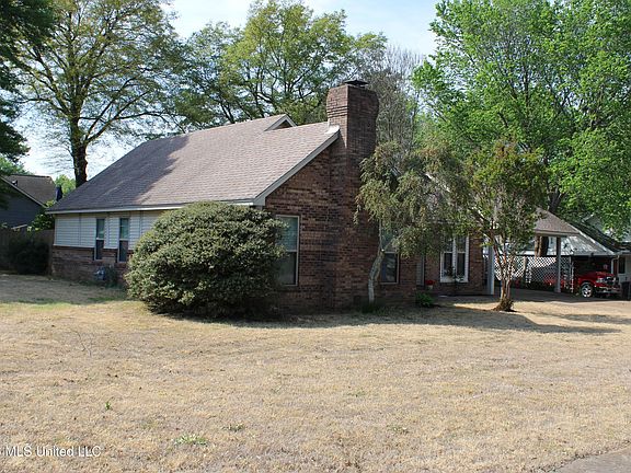 3rd image of 5565 Ridgetop Dr
