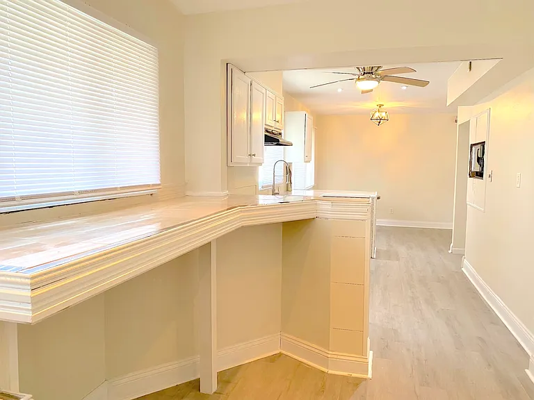 6121 Birch Ave — Photo 10