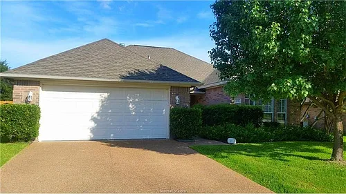 302 Regensburg Ln Photo 1