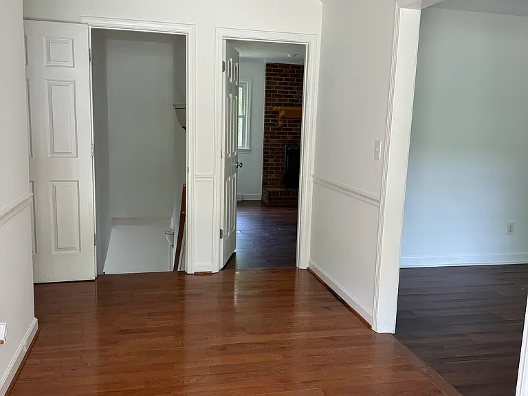 4670 Elk Valley Ct — Photo 3