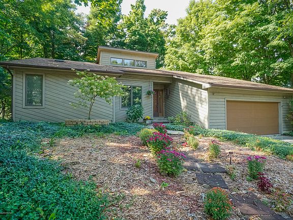 4th image of 1274 Burlington Dr