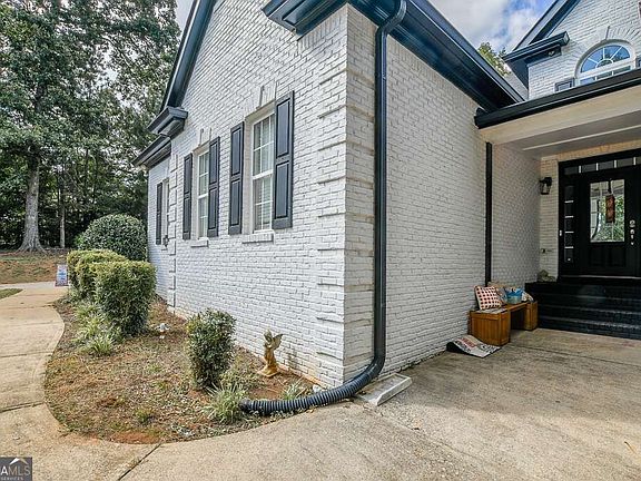 3rd image of 151 Dumar Ln