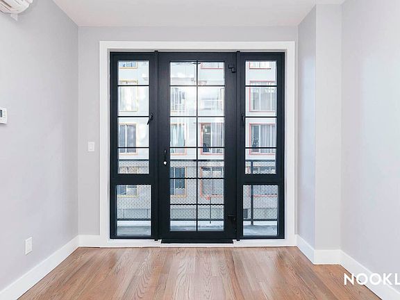 2nd image of 115 Stanwix St #741