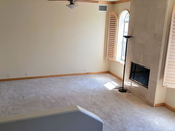 5th image of 3712 W 171st St