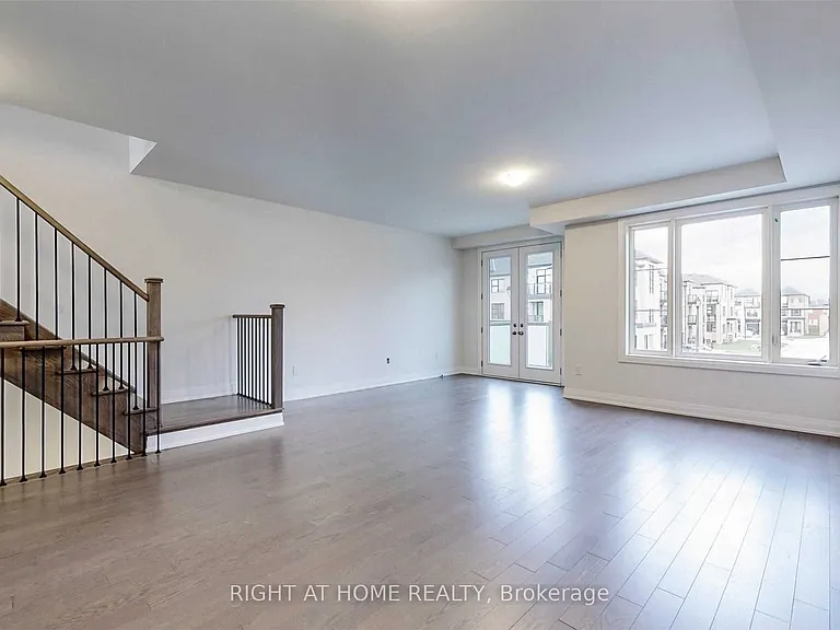 235 Vermont Ave — Photo 8