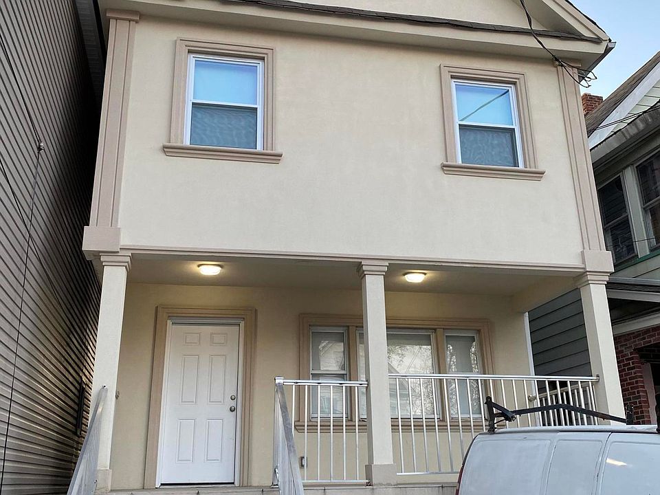 1st image of 14 Grove Pl #1