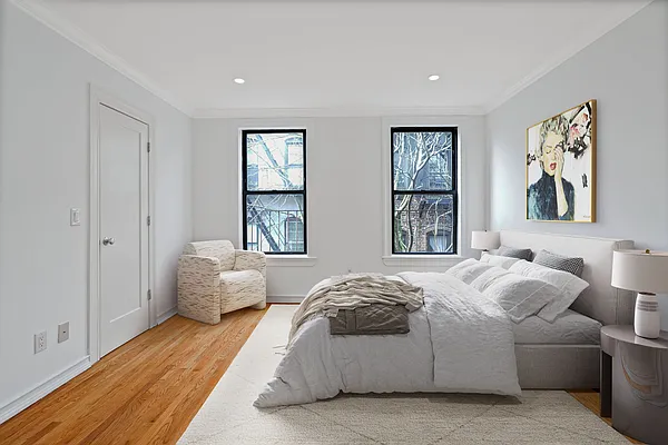 Sold by Avenue Sotheby's International Realty | media 3