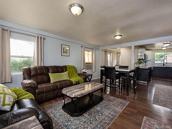 4th image of 2714 W Wesley Avenue