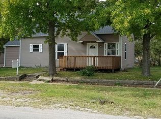 300 S 6th St, Rich Hill, MO 64779