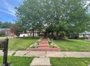 304 Terrace Dr, Mayfield, KY 42066