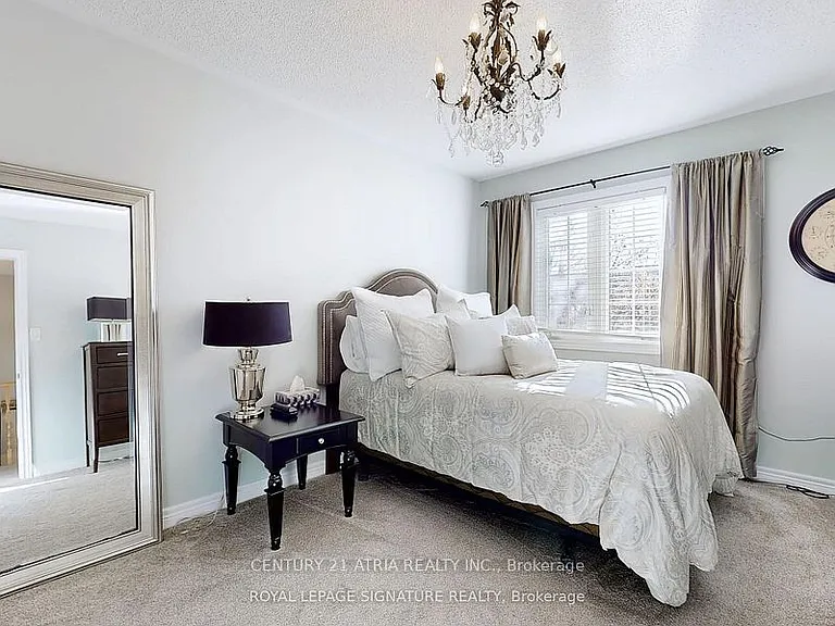 38 Angelica Ave — Photo 11