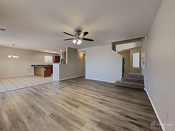 4th image of 41604 W Hillman Dr