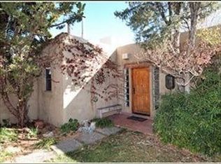 818 La Senda Ln NW, Los Ranchos De Albuquerque, NM 87107