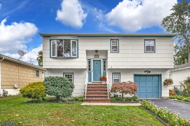 1st image of 1479 Jefferson Ave