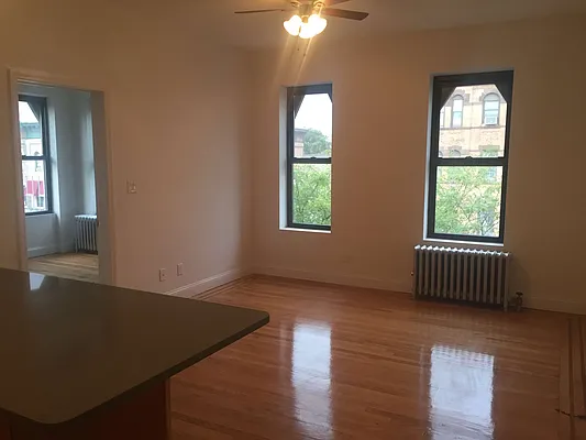 Rented by Safeguard Realty Management | media 18