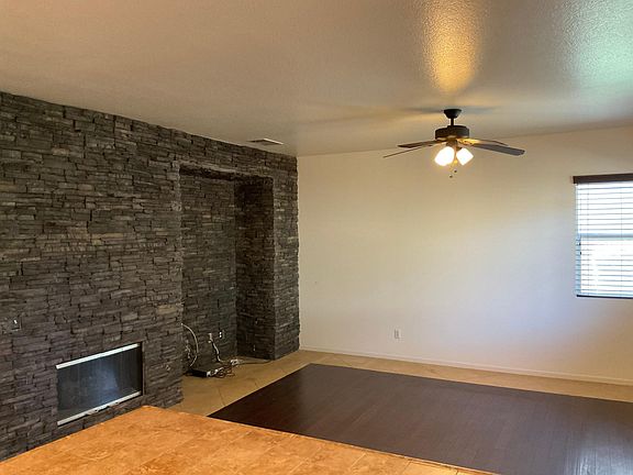 4th image of 3704 Castillo De Leon Dr