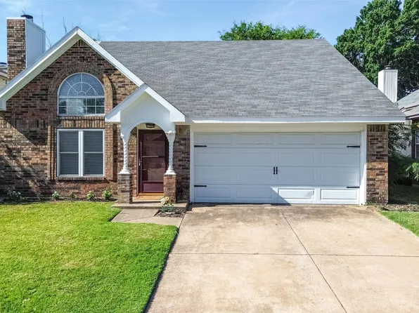 8832 Mystic Trl, Fort Worth, TX 76118