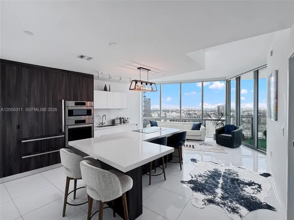 851 NE 1st Ave Unit 3210, Miami, FL 33132