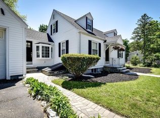 10 Lena Rd, Natick, MA 01760