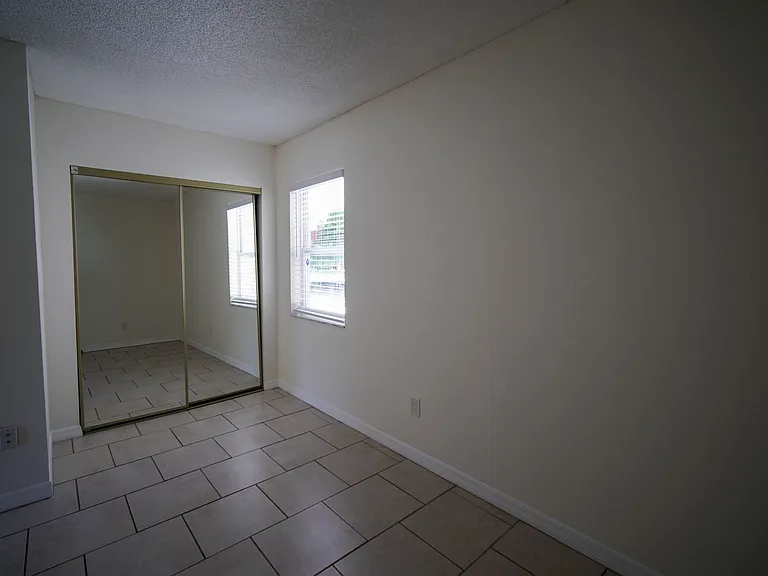 2627 61st Ave N #2627 — Photo 8