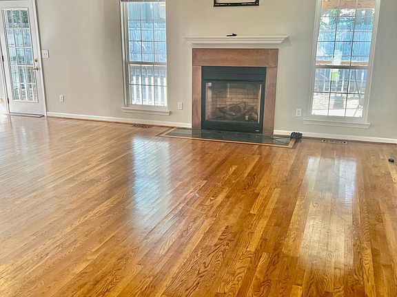 4th image of 508 Wilma Ct