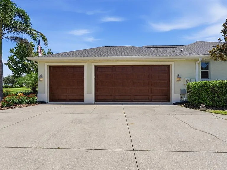 15449 Mulholland Rd — Photo 39