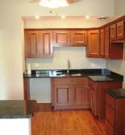 4th image of 3S395 Chestnut Ct