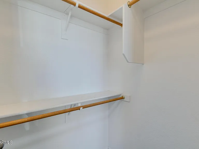 155 E Liberty Ln — Photo 22