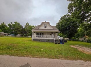 1402 E 9th St, Shawnee, OK 74801