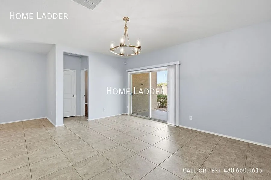 Move-in Ready Maricopa 3 Bed Home - Sorrento Community — Photo 4