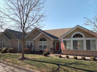 2676 Prestwick Village Cir, Springfield, OH 45503