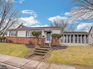 20 W Summit Ave, Telford, PA 18969
