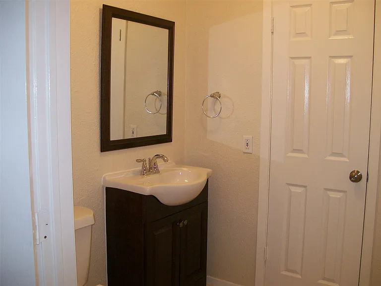 2617 Knoxville Dr — Photo 12