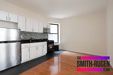 Rented by R New York